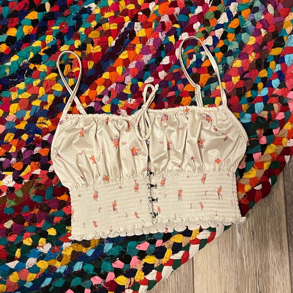 Satin UO crop top ♡︎ - Picture 1 of 2